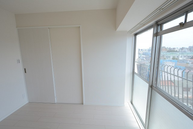 秀和椎名町レジデンス 洋室②