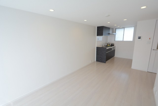 東中野コーポラス LD