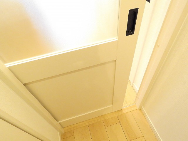 大森パークハイツ　LDK扉