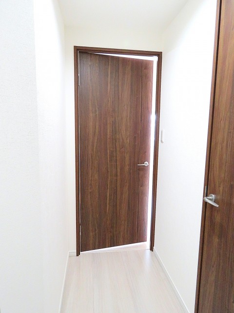 ライオンズマンション大森第3　洋室扉