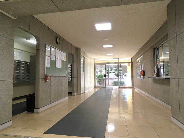 東建マンション学芸大　エントランスホール