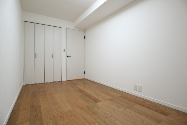 レジオン祐天寺 洋室２