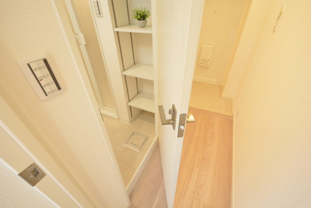 南進マンション 洗面室