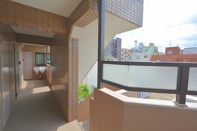 マイキャッスル馬事公苑　廊下