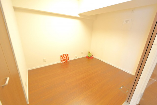 西新宿ハイツ 洋室２