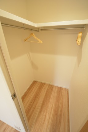 方南町セントラルマンション 洋室1