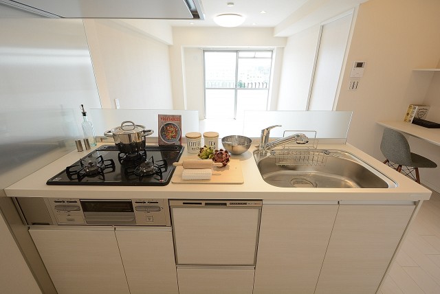 秀和椎名町レジデンス キッチン