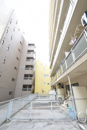 ハイシティ本郷 ルーフバルコニー