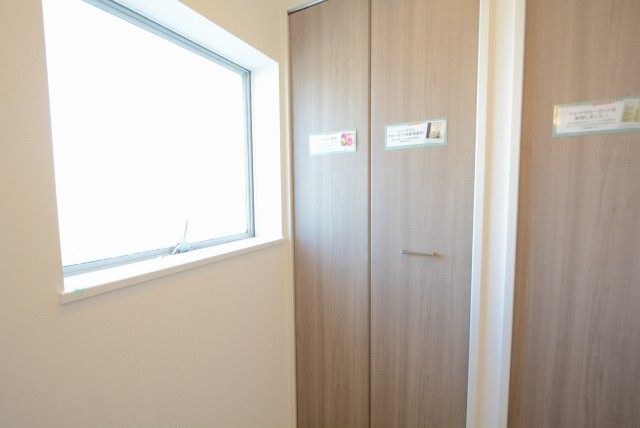 日商岩井田園調布マンション (14)玄関