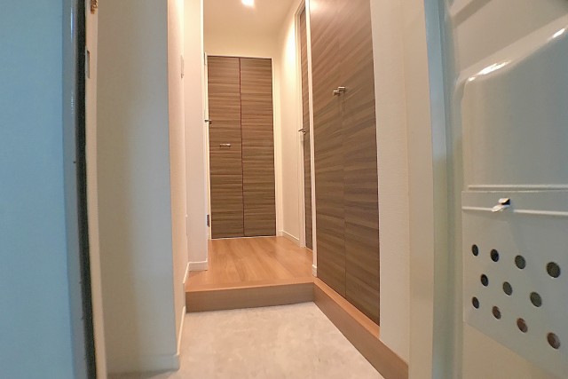 エントピア五月園 玄関