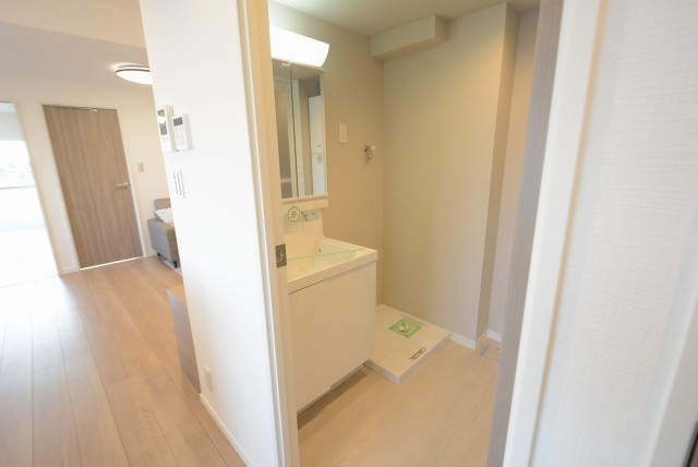 日商岩井田園調布マンション 洗面