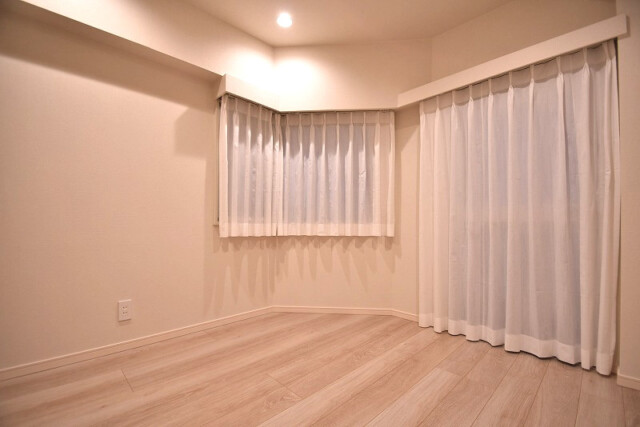 メナー代田 洋室