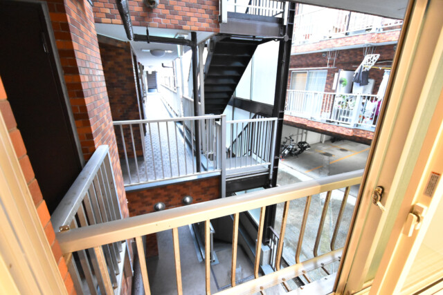 ニューウェルハイツ高輪 洋室約5帖