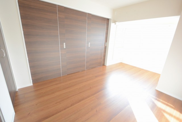 ライオンズマンション大森 洋室２