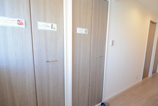 日商岩井田園調布マンション (18)玄関
