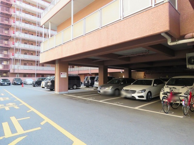 大森パークハイツ　駐車場