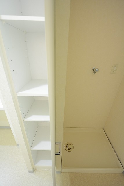 ニュートンプレイス　洗面室