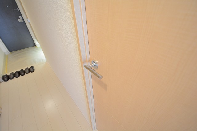 ニュートンプレイス　洋室5.8帖