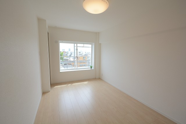 ハヤマビル 洋室7.1