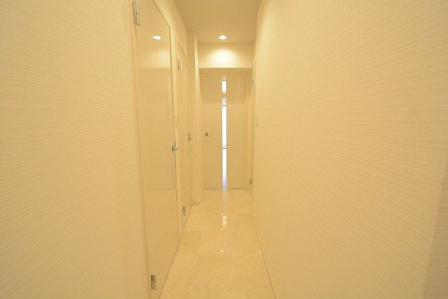 チサンマンション原宿 廊下