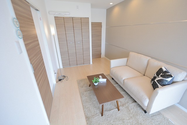 ハヤマビル 洋室7.0