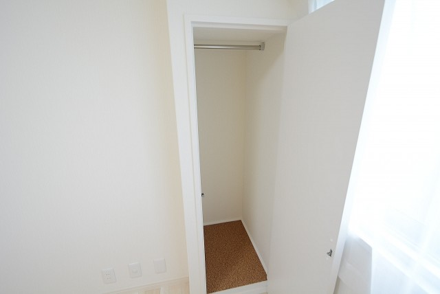 芦花公園ヒミコマンション洋室４