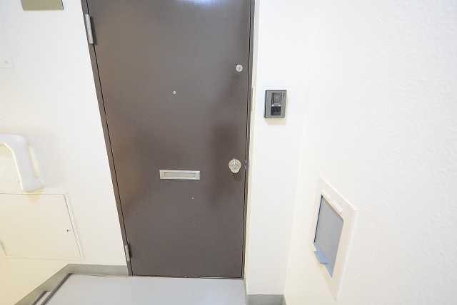 チサンマンション原宿 玄関