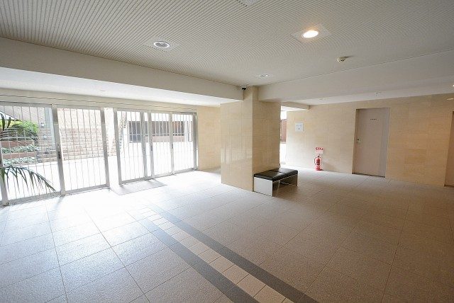 エムステージ エントランス