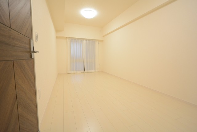 ニュートンプレイス 廊下