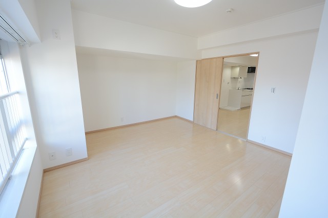 マンション目黒苑 洋室