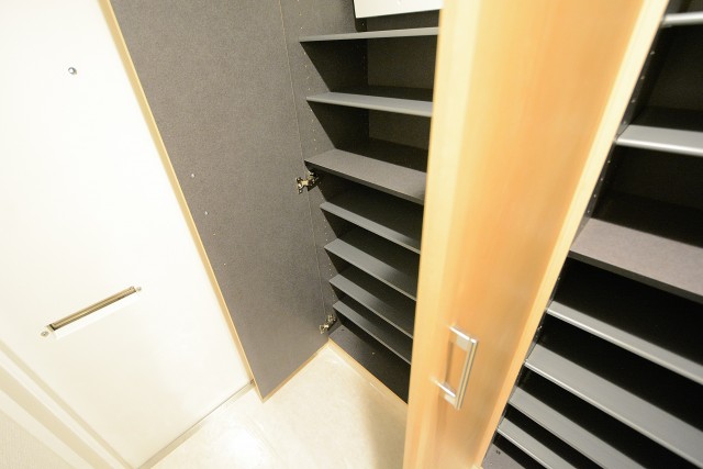 ファミリータウン東陽 玄関