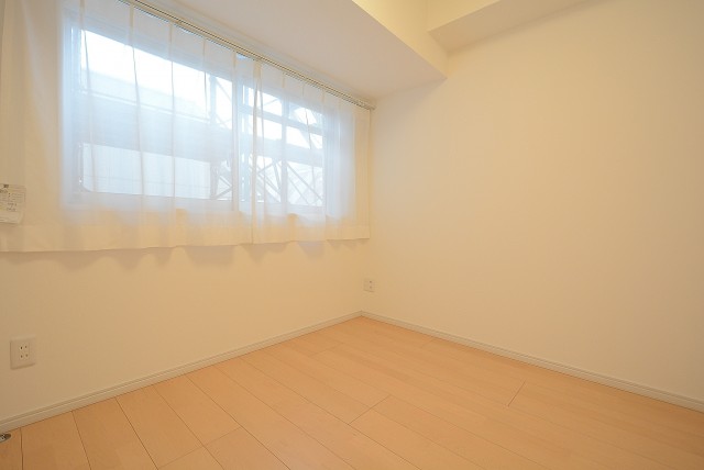 芦花公園ヒミコマンション 洋室5.0