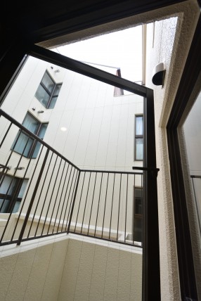 カルム桜新町パティオ 玄関