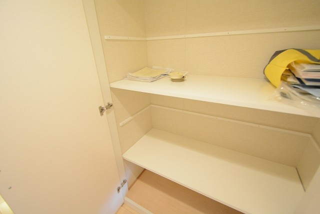 ニュートンプレイス　収納