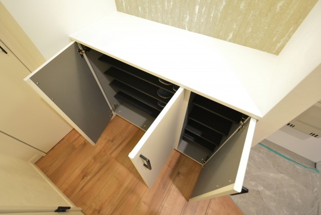 ライオンズマンション三宿 玄関