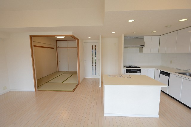 ニュートンプレイス　和室