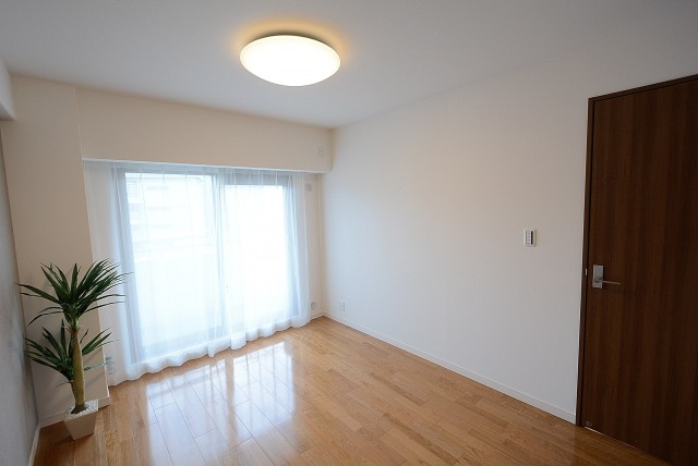 ルネ門前仲町　洋室