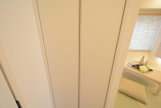 チサンマンション原宿 LD・入口収納L