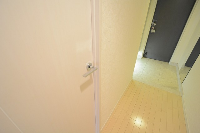 ニュートンプレイス　洋室