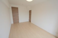 ハヤマビル 洋室7.1 ハヤマビル 洋室7.1