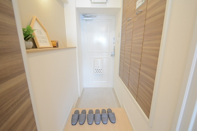 ハヤマビル 玄関