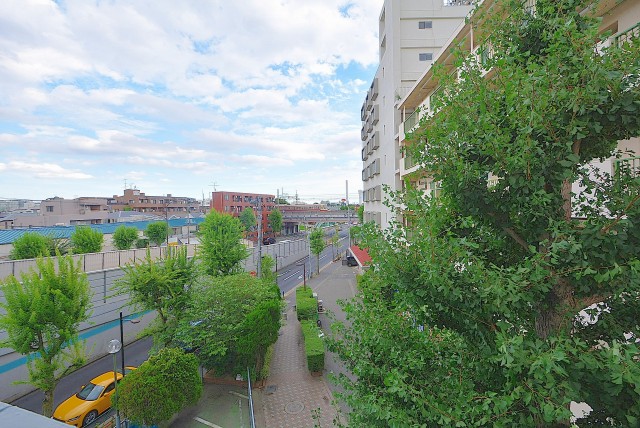 芦花公園ヒミコマンション バルコニー