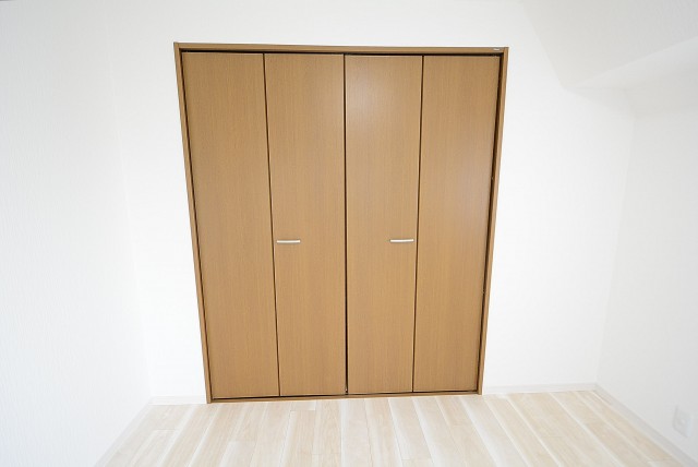 芦花公園ヒミコマンション洋室６