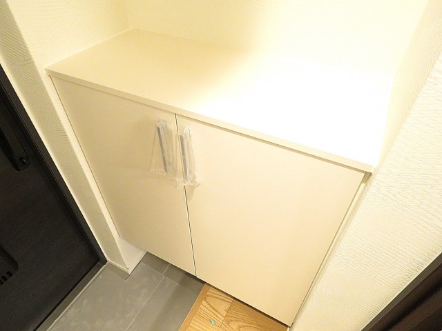 秀和代官山レジデンス　シューズBOX