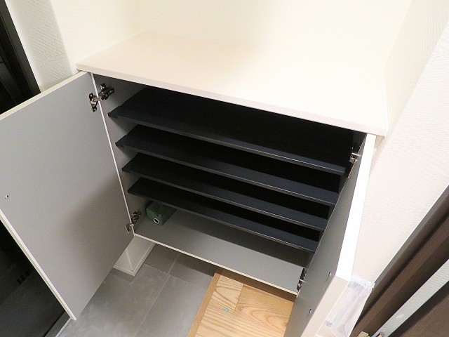 秀和代官山レジデンス　シューズBOX