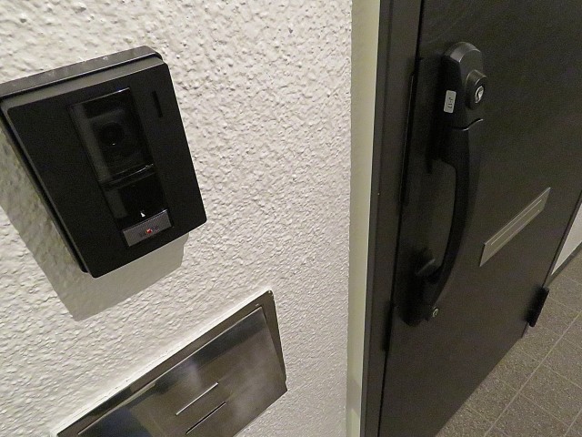 秀和代官山レジデンス　TVモニター付きインターホン