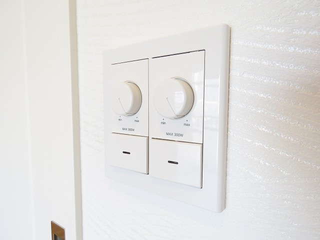 秀和代官山レジデンス　洋室照明