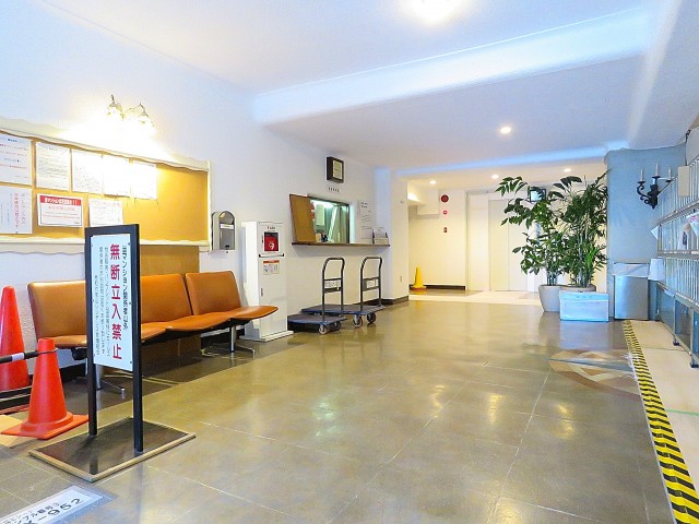 秀和代官山レジデンス　エントラスホール