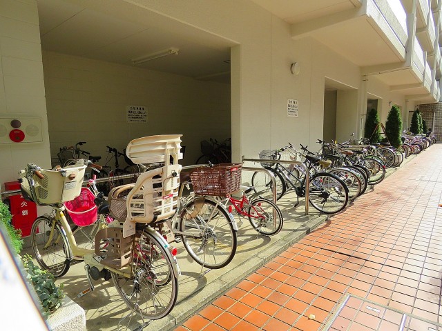 三田ナショナルコート　駐輪場