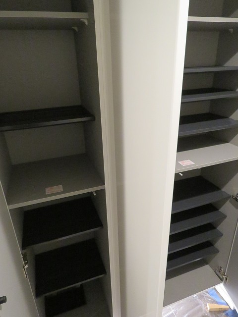 三田ナショナルコート　シューズBOX